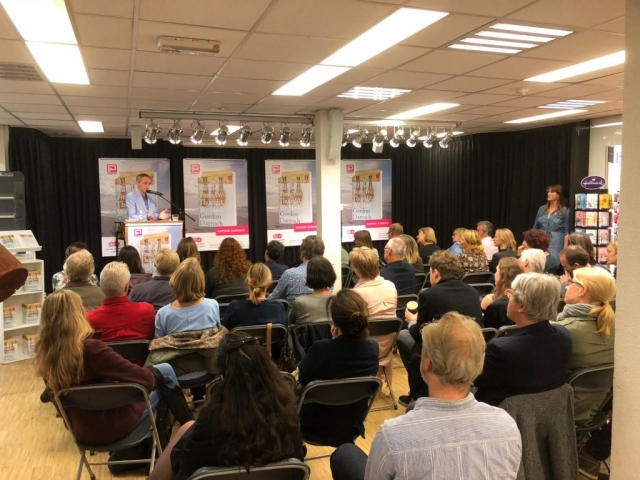 Gordon Darroch presenting his book All The Time We Thought We Had at Paagman bookstore in Scheveningen, The Hague, September 25 2018